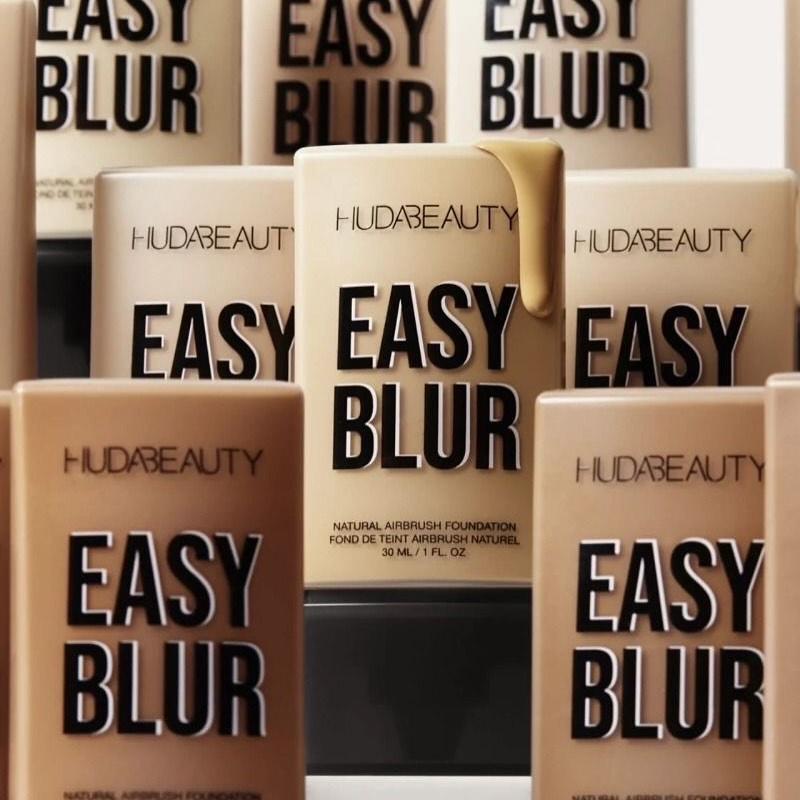 Huda Beauty Makeup Bag - Huda Beauty Easy Blur Natural Airbrush