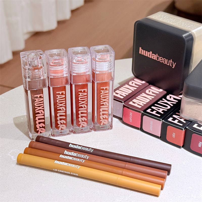 Huda Beauty Makeup Bag - HudaBeauty Faux Filler Shiny Non-Sticky Lip