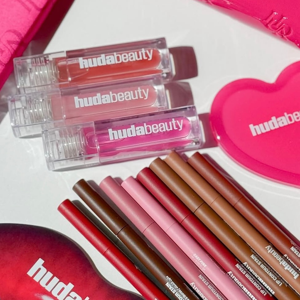 HudaBeauty Faux Filler Shiny N - Huda Beauty Makeup Bag review and price